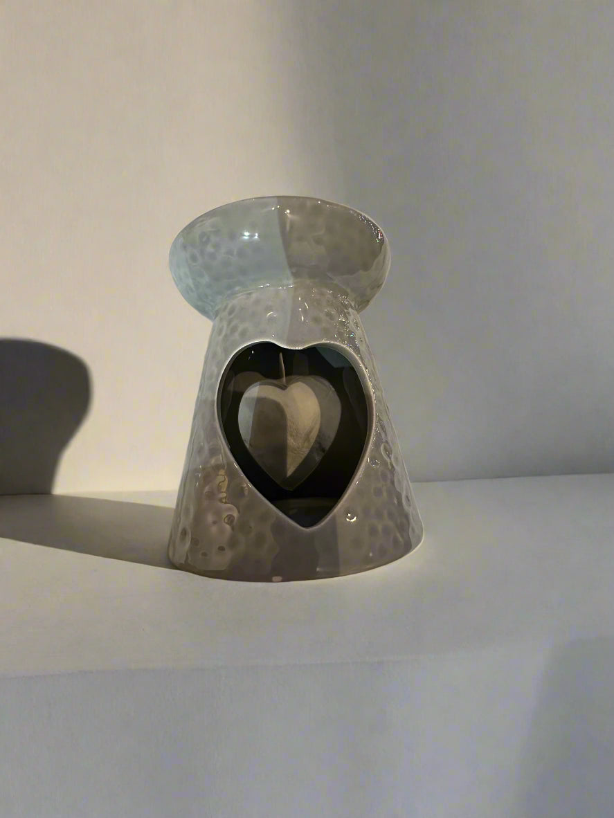 Grey Bumpy Wax Burner – Textured Elegance for Your Home