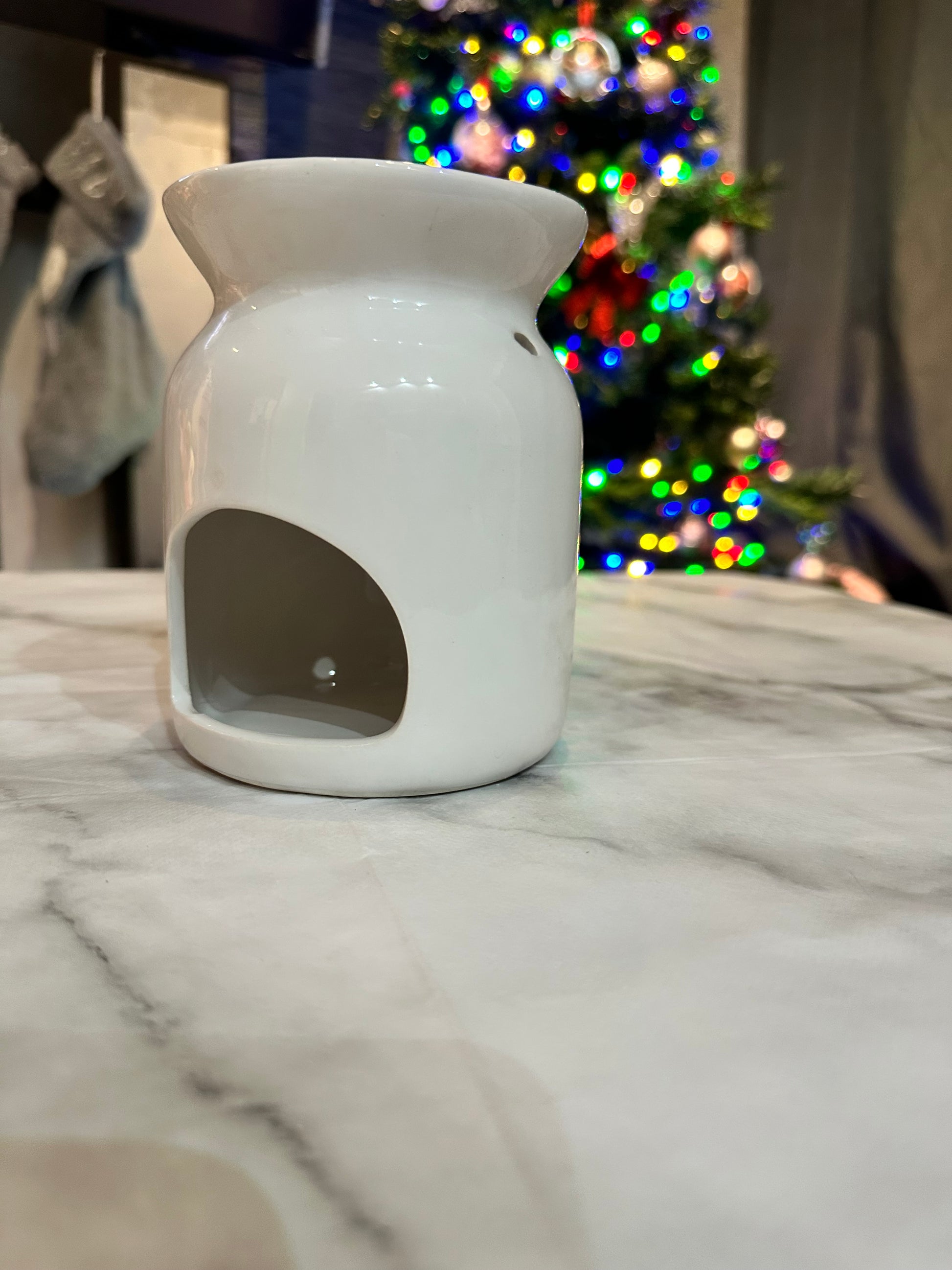 White Love Heart Wax Burner – Timeless Elegance, Endless Warmth